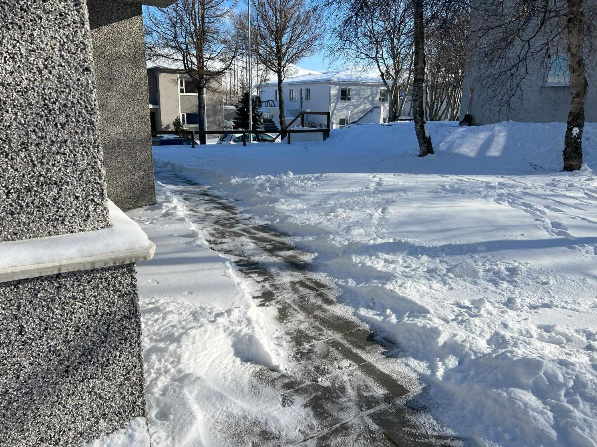 Guesthouse Akureyri - Apartments Near Down Town 외부 사진